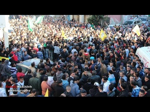 تشييع جثمان الشهيد محمد مبارك.. وأهالي مخيم الجلزون يطالبون السلطة بوقف المفاوضات