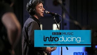 Ten Tonnes - Lay It On Me (BBC Music Introducing session)
