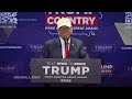 Protesters crash Donald Trump rally ahead of Iowa caucuses  - 01:31 min - News - Video