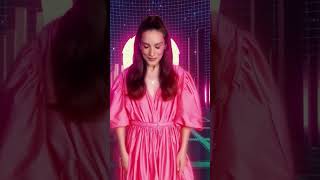 Виктория Дайнеко – «Сделал шаг» Стихи: Михаил Гуцериев Музыка: Михаил Бабанов, Игорь Дворянинов