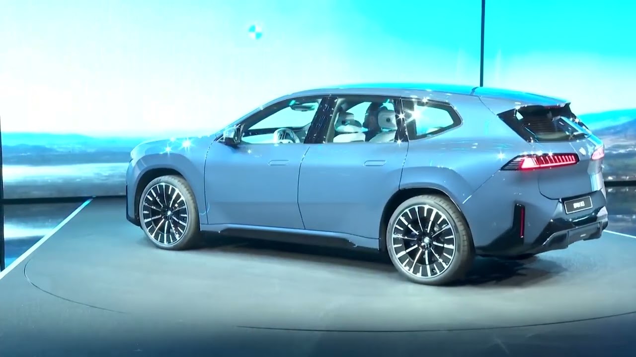 BMW boosts profit margin, Toyota raises outlook | REUTERS