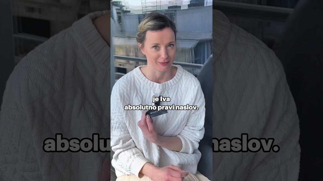 Ajda Smrekar in Iva Krajnc Bagola
