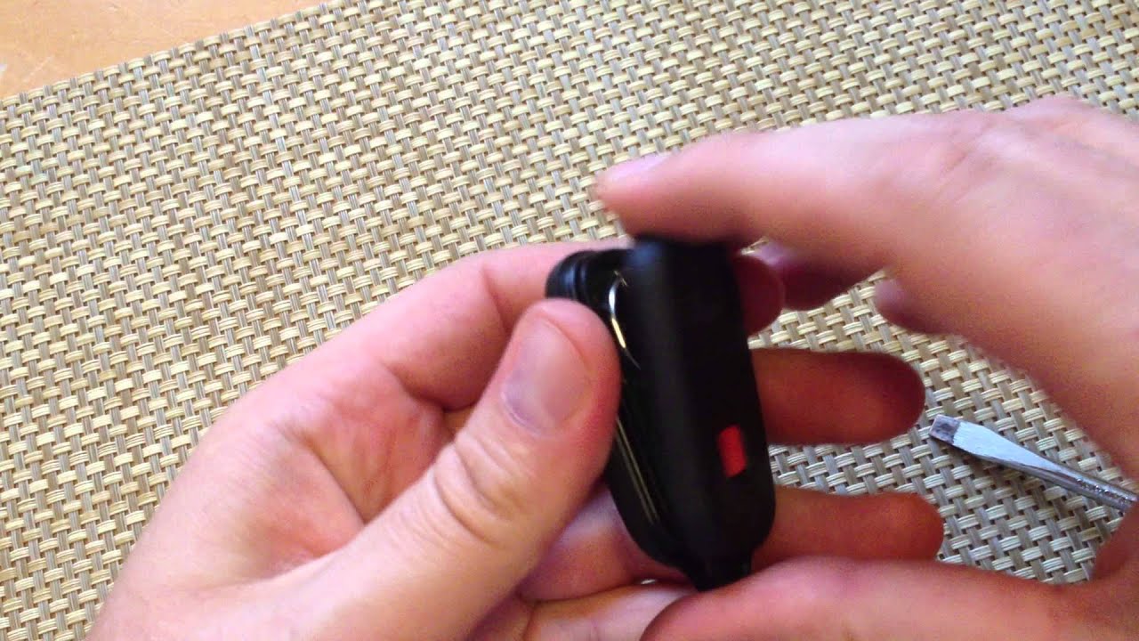 replacing the battery in a toyota keyless remote #7