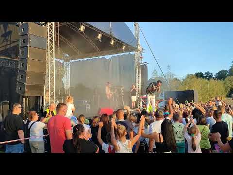 Występ zespołu Eratox na Pikniku Rodzinnym w Naruszewie z okazji 100-lecia OSP Naruszewo (01.09.2024r.)