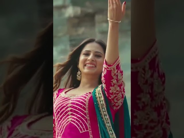 Sargun Mehta lights up every frame in Jacheya by Gippy Grewal! #youtubeshorts #shorts #ytshorts