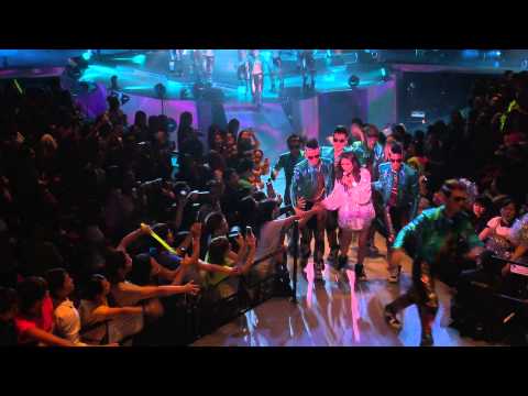 Kelly Dance Medley -大日子&花花宇宙&失憶週末(陳慧琳)- 雷頌德 THANK YOU 演唱會2013 Live(720P)字幕版