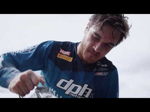 THE MOTO CHEF - TODD WATERS