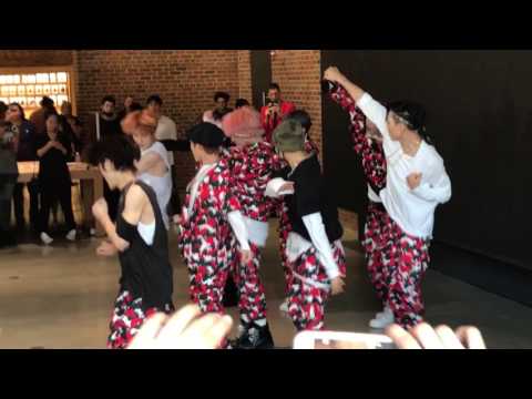 Williamsburg Brooklyn Apple Store NCT 127 Performance