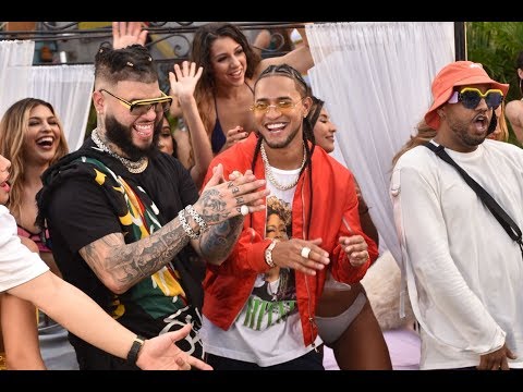 Mujeres Remix - Mozart La Para, Justin Quiles, Farruko, Jowell y Randy (Video Oficial)