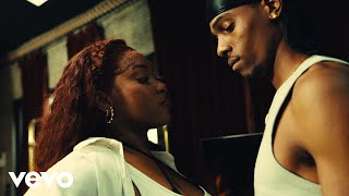 Emmaa - Trop damour (Clip Officiel)