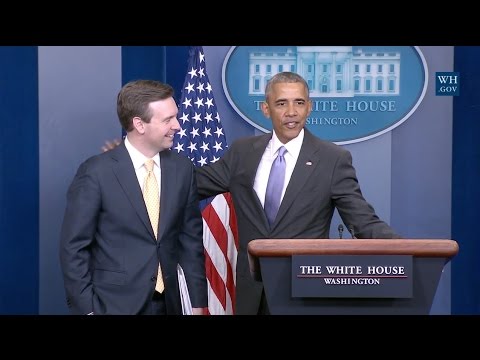 Obama Makes Surprise Visit During Final White House Press Briefing