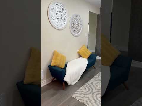 宿泊施設による動画