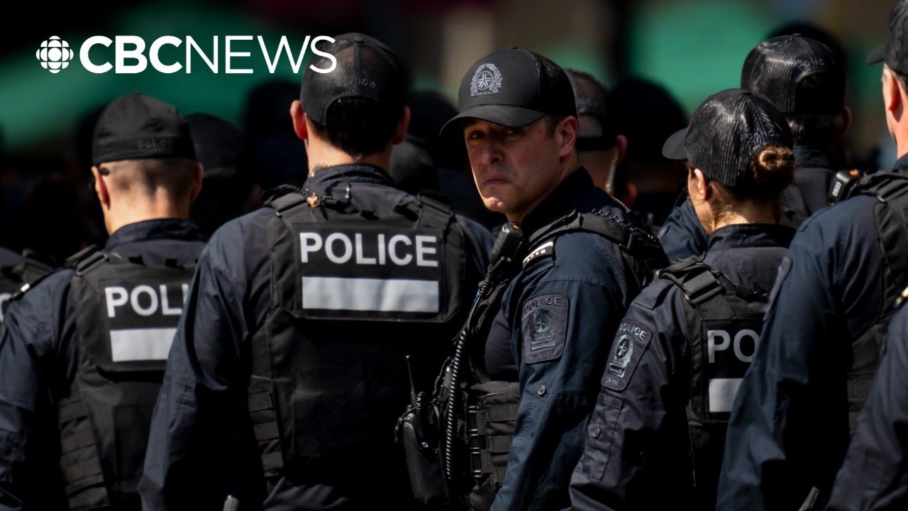 Thousands honour slain Montreal police officer in public memorial