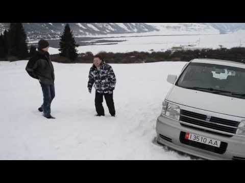 Nissan serena vs honda stepwgn