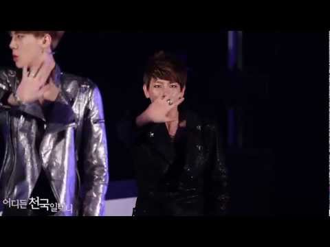 120530 두시탈출 컬투쇼 공개방송 - HISTORY (BAEK HYUN ver.)