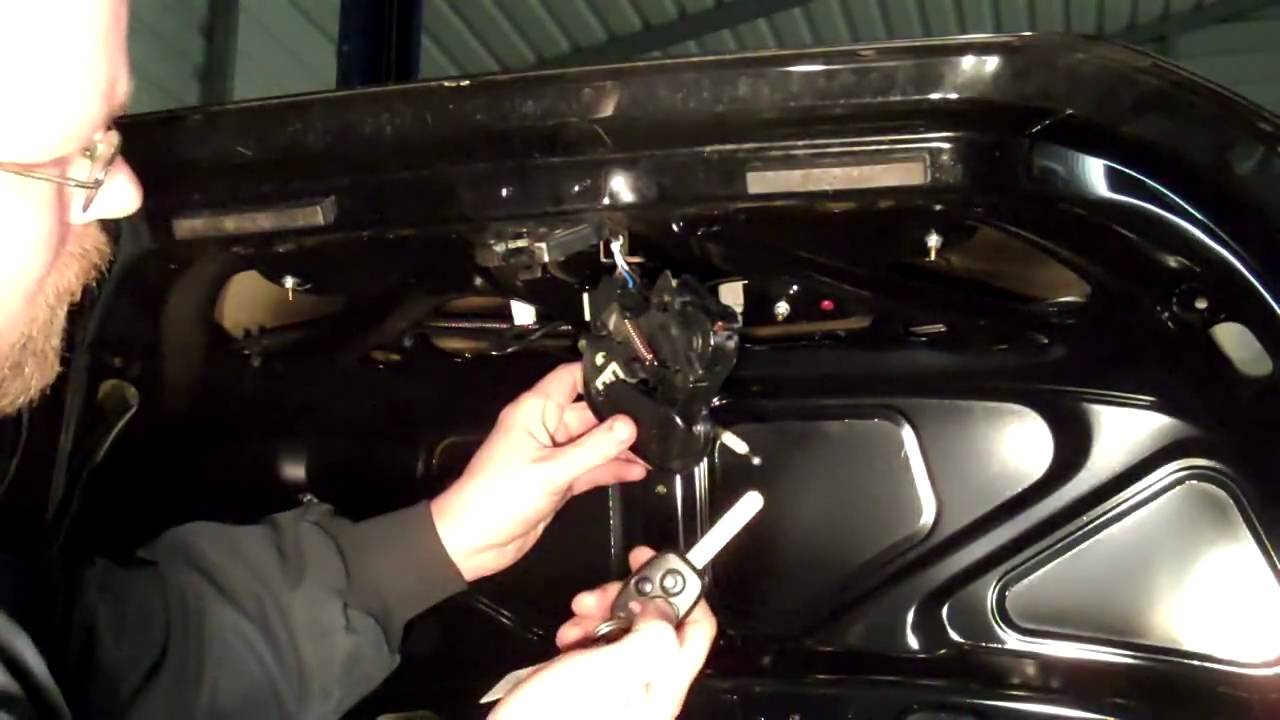 How to Repair a Trunk That Won't Open (part 1) - YouTube 2004 mustang fuse panel diagram 