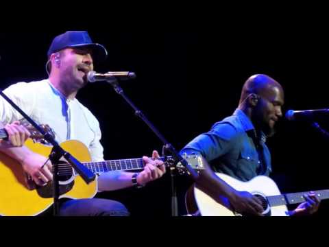 Sam Hunt Performs Little Big Town's Girl Crush