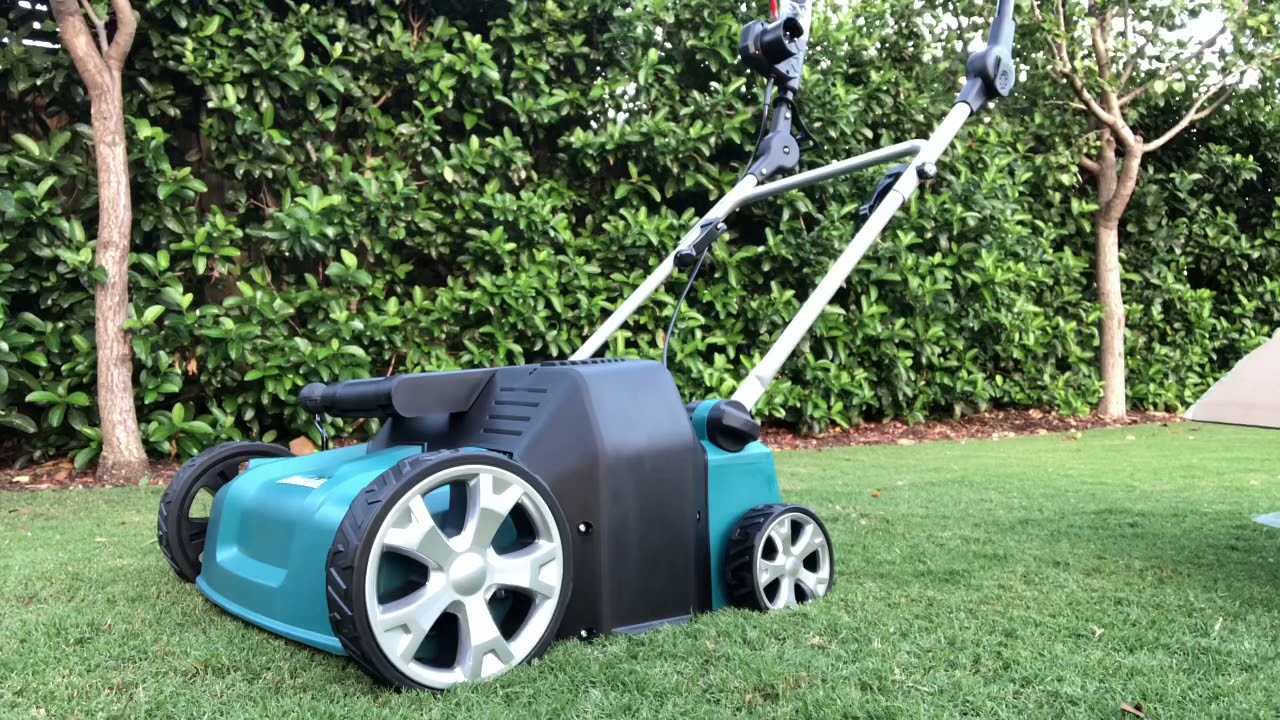 Makita verticuteermachine - Makita UV3600 verticuteermachine
