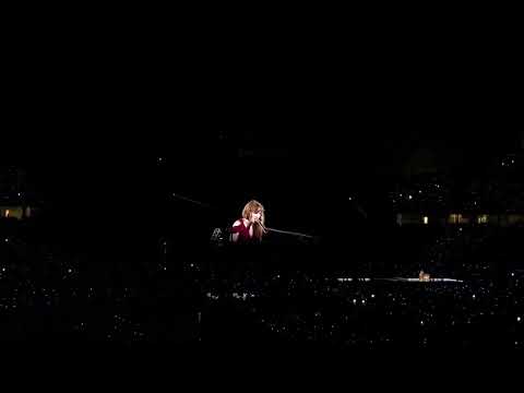 Taylor Swift - Fifteen x You’re On Your Own Kid (Singapore The Eras Tour N4)