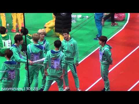 twominism - MINHO Kungfu with brothers
