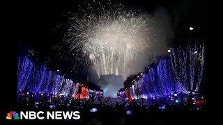 New Year’s 2026: Fireworks Around the World