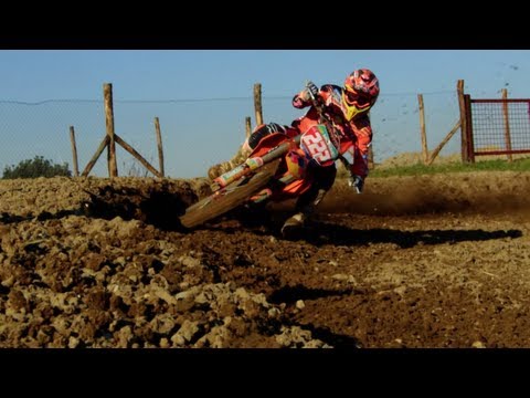 Meet 6X MotoX World Champion - Tony Cairoli 2013 