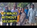 Simplicity of Nirmala Sitharaman, walking in Bengaluru without VVIP culture