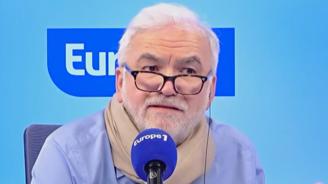 "Mais les influenceurs à Dubai, ils influencent qui ? " (Pascal Praud)