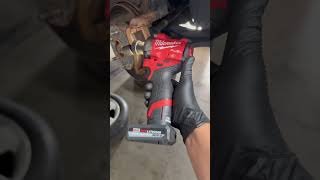 New Milwaukee stubby struggles