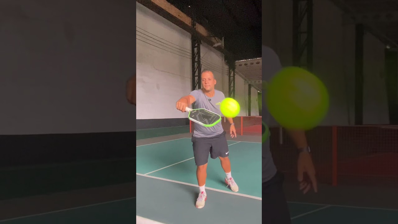 Conta pra mim. Deixe nos comentários se essa jogada no pickleball vale ou não vale. #pickleballbh