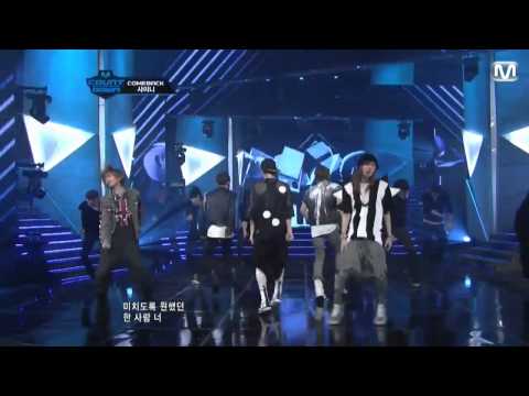 SHINee - Stranger (live on stage)