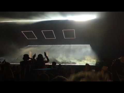 The 1975 - 28 (Live at Latitude)