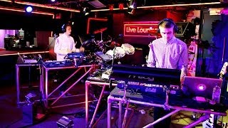 Disclosure ft Ms Dynamite - Booo in the Radio 1 Live Lounge
