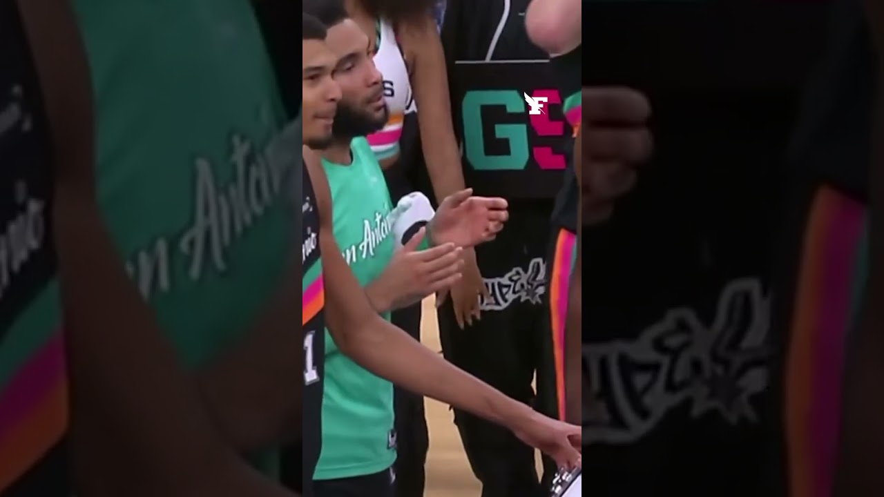 Wemby a présenté ce clapping comme «une nouvelle tradition» qu'il veut instaurer dans le stade des