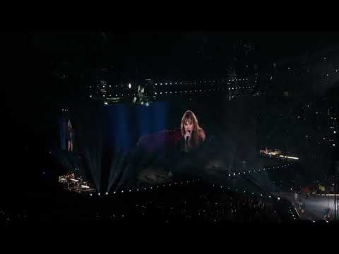 [4K] Taylor Swift The Eras Tour Singapore - Karma