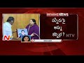 Former Tamil Nadu CM Panneerselvam House Arrested?