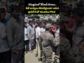 నిమజ్జనంలో కేసీఆర్ పాటలు.. డీజే బాక్సులు తీసుకెళ్తుండగా ఆపిన ట్రాఫిక్ SIతో యువకుల గొడవ | KCR Songs  - 00:09 min - News - Video