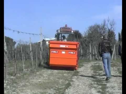 video Измельчитель с бункером для растительных остатков FALC SOLEX (Италия)