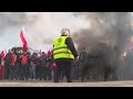 Polish farmers march to protest Ukrainian imports and EU policies  - 00:59 min - News - Video