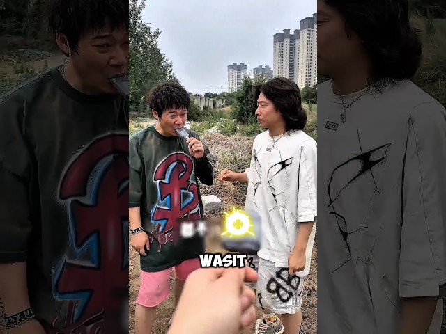 Mereka bermain masa kecil🤣