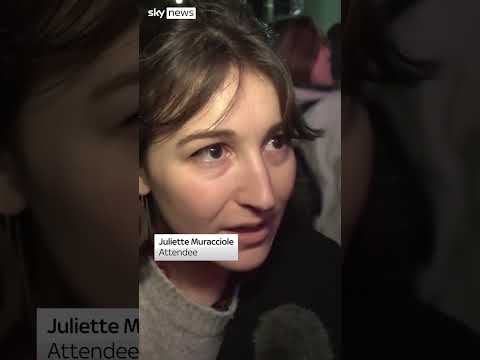 Paris celebrates abortion constitution vote