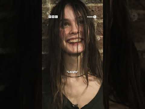 Front Row Q&A with Sofia Isella #SofiaIsella #music #shorts