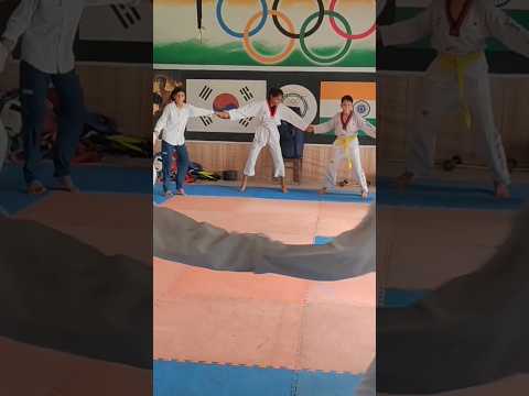 #taekwando #youtubeshorts #karate #combatsport #taekwondo #viral #viralshorts 🇮🇳🥋🔥👍🇮🇳🥋