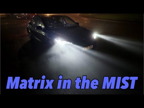 Tesla’s new Matrix Headlights test 2 (in the mist!) - good, but couple of concerns.