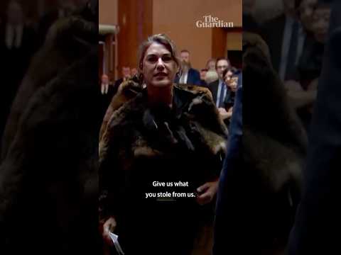 King Charles heckled by Australian senator in Parliament House #kingcharles #royaltour #notmyking