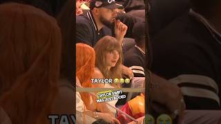 Taylor Swift Gets Booed 😳