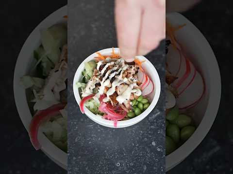 Grilled Chicken Poke Bowl — Fresh, Smoky & Packed with Energy 🍗🍚