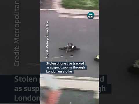 Met Police release footage of dramatic e-bike robbery chase through central London #itvnews #london