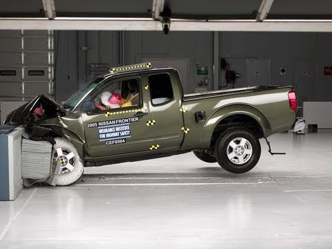Тест за видео катастрофа Nissan Frontier 2004 - 2010