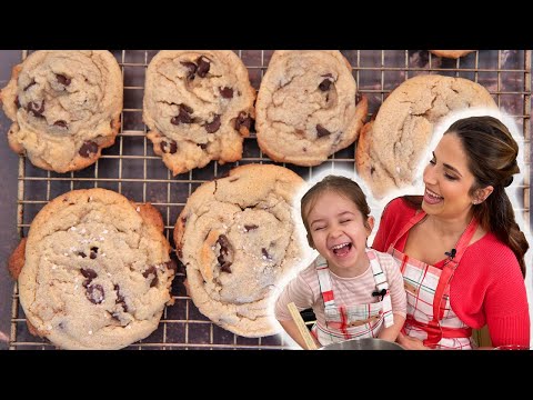 Tahini Chocolate Chip Cookies - Mommy & Mia!